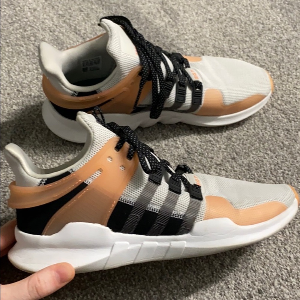 Adidas Sneakers